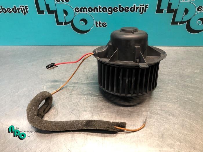 Kachel Ventilatiemotor van een Volkswagen Golf (Golf 91-), Gebruikt, -, Volkswagen, -