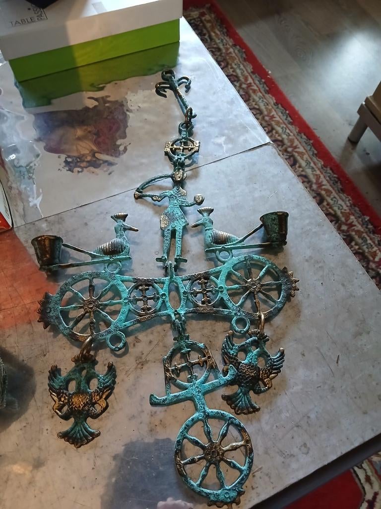 Byzantijnse kandelaar , kruis, Ophalen