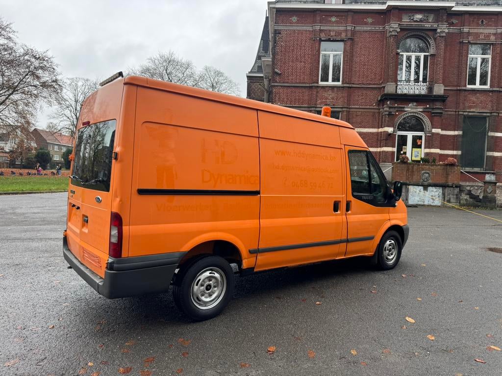 Ford Transit 2.2 Tdci 115 Ch * L2 H2 * 19000km Carpass OK, Auto's, Bestelwagens en Lichte vracht, Voorwielaandrijving, 4 deurs
