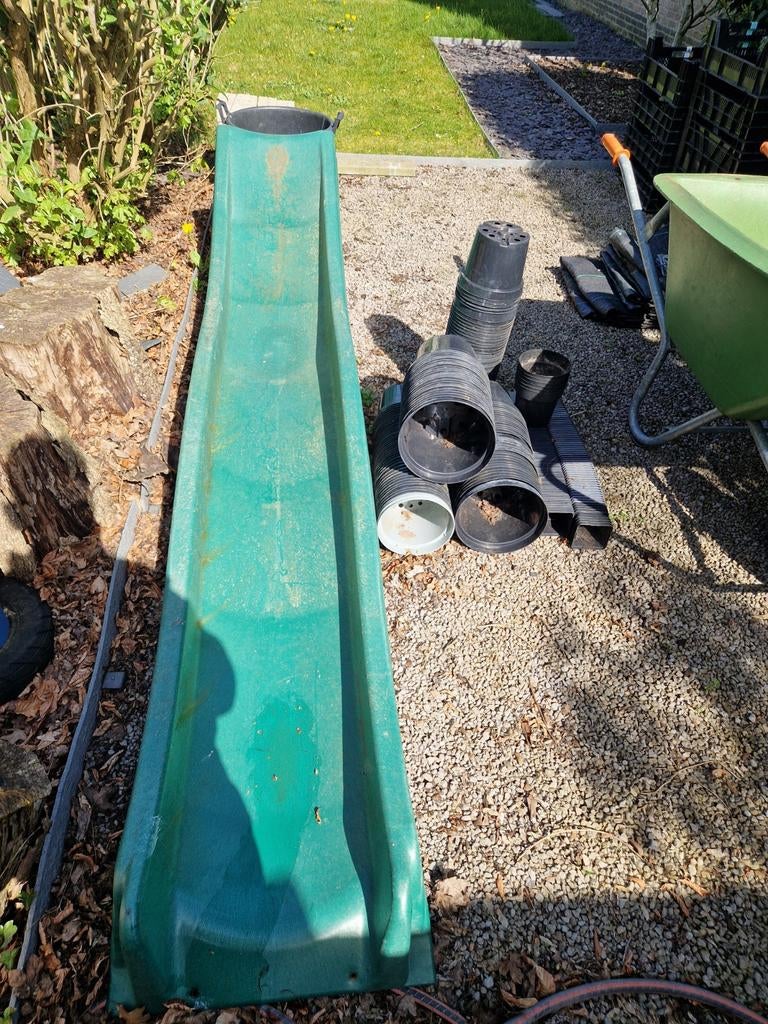 Groene glijbaan in goede staat, Kinderen en Baby's, Speelgoed | Buiten | Speeltoestellen, Ophalen, Glijbaan