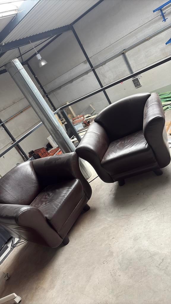 Twee lederen zetels €50, Ophalen, Zo goed als nieuw