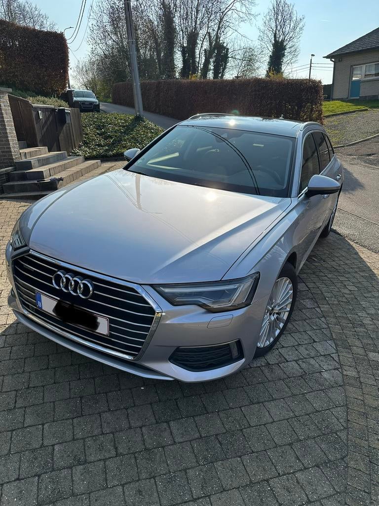 Audi A6 Avant 45 TFSI Quattro Pano Trekhaak Camera, Auto's, Audi, Automaat, Leder, Break, Particulier