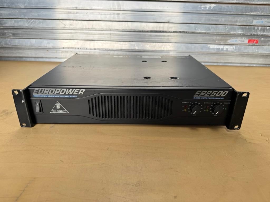Behringer EP2500, Enlèvement, Utilisé