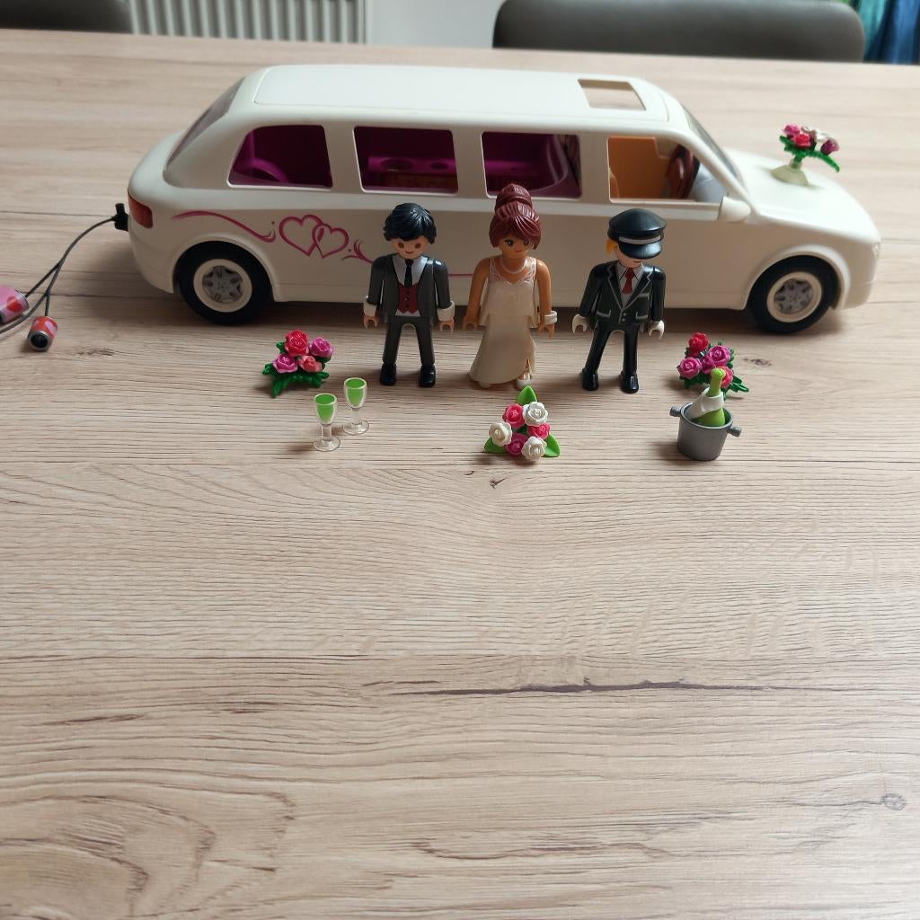 9227 Bruiloftlimousine met pasgetrouwd stel, Kinderen en Baby's, Speelgoed | Playmobil, Ophalen of Verzenden, Gebruikt, Complete set
