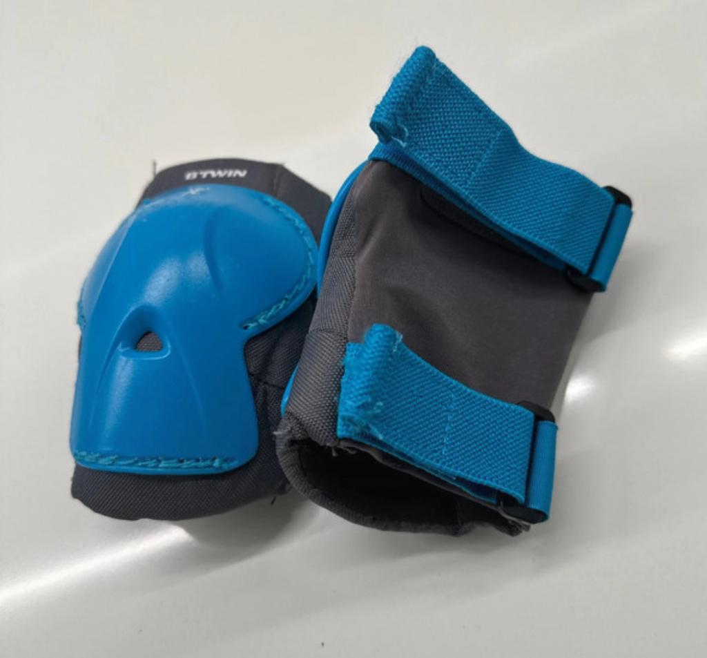 Genouillères B'Twin pour enfants, Vélos & Vélomoteurs, Enlèvement ou Envoi, Comme neuf, Enfants