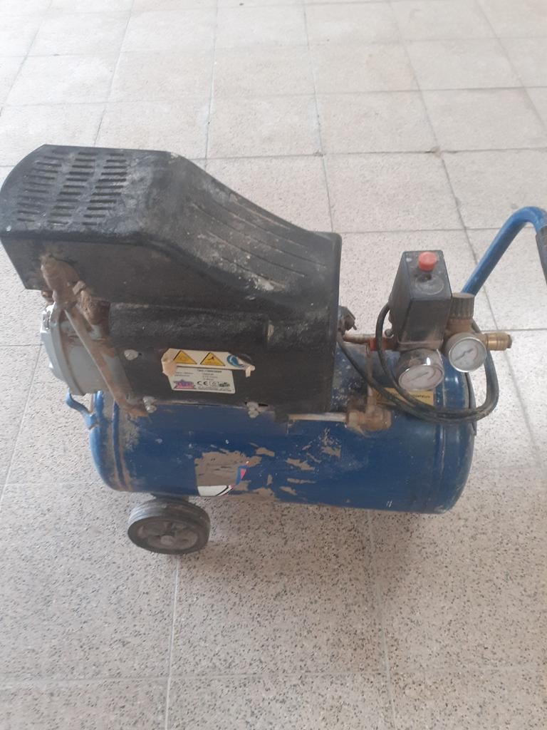 Compresseur  vat 25 liter, Doe-het-zelf en Bouw, Ophalen