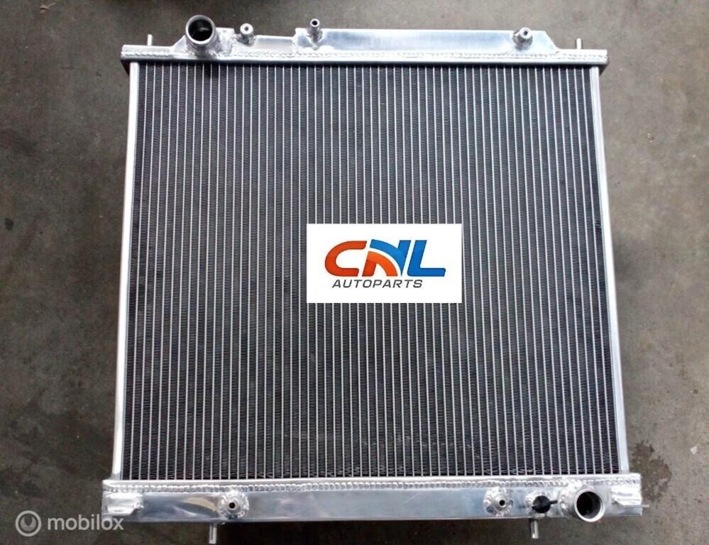 Radiateur MITSUBISHI DELICA SPACE GEAR 2.5 2.8 1994-2005, Nieuw, Ophalen of Verzenden