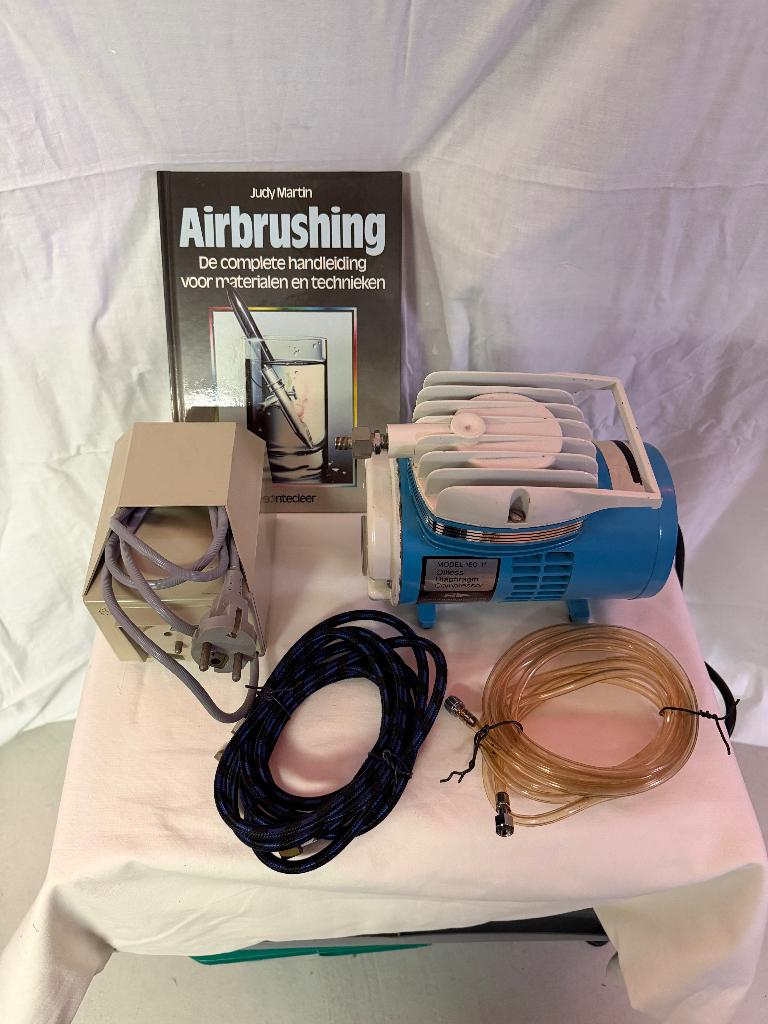 Airbrush compleet, Hobby & Loisirs créatifs, Peinture, Enlèvement