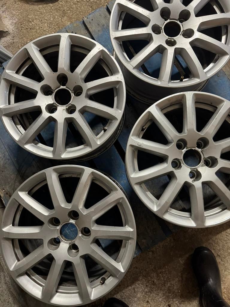 4 Jantes d’origine Audi 16” 5x112 Audi A4 B8/B8.5 à rénover, Autos : Pièces & Accessoires, Pneus & Jantes, 16 pouces, Véhicule de tourisme