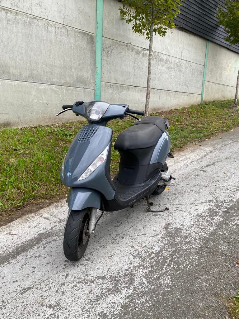 Piaggio Zip 2T Classe A, Vélos & Vélomoteurs, Scooters | Piaggio, Comme neuf, Zip, Classe A (25 km/h), Essence, Enlèvement