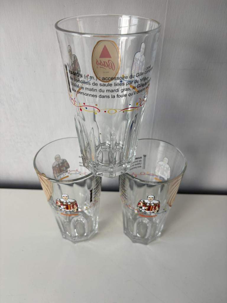 3 anciens verres BASS, Carnaval de Binche 2000, Enlèvement ou Envoi