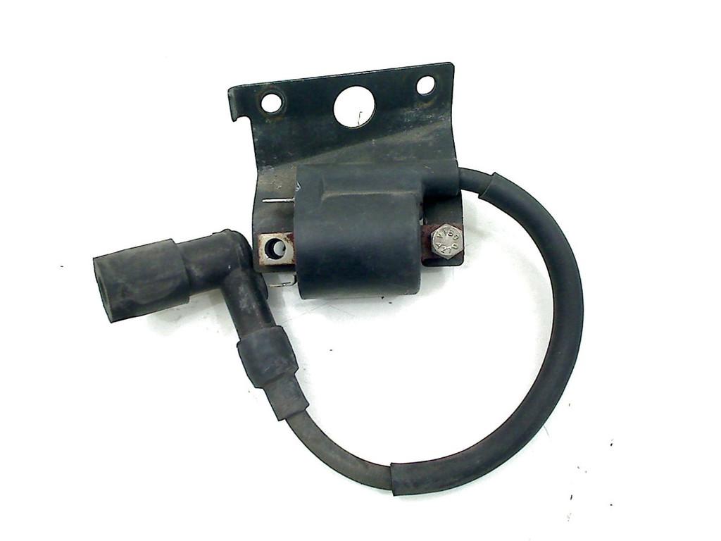 BOBINE D'ALLUMAGE YP 250 R X-MAX 2005-2009 (YP250R 5GJ), Dhr. S. di Majo, Utilisé, Info@cama-motorparts.nl, P.J. Troelstraweg 8 8
3144 CX  MAASSLUIS, NL