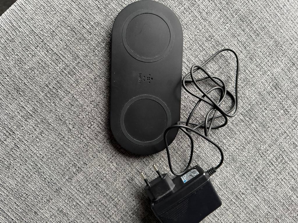 Belkin boostcharge dual draadloze oplader 10w, Telecommunicatie, Ophalen of Verzenden, Zo goed als nieuw, Apple iPhone