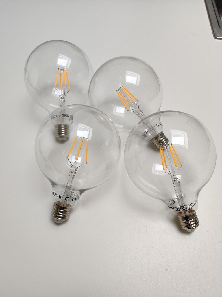Ikea lampen E27 600 lumen, Maison & Meubles, Lampes | Lampes en vrac, Comme neuf, E27 (grand), Ampoule halogène, 30 à 60 watts