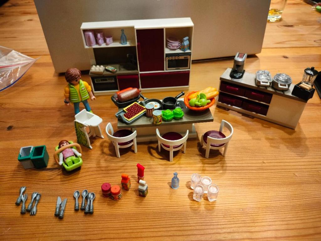 Playmobil 9269 - Ingerichte keuken, Kinderen en Baby's, Speelgoed | Playmobil, Ophalen, Zo goed als nieuw, Complete set