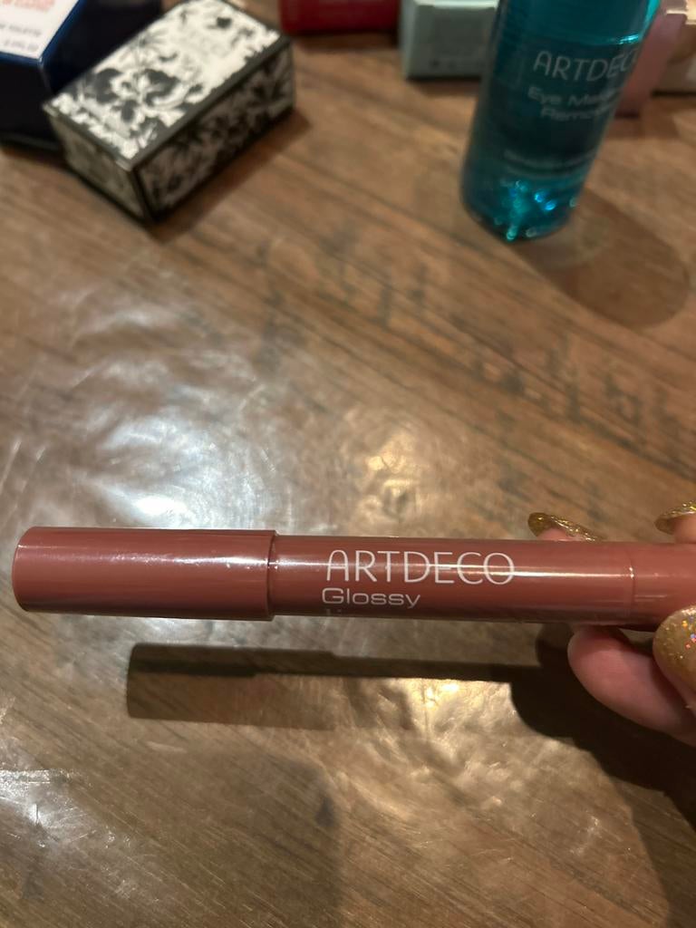 Artdeco Glossy Lip Chubby 25 – nieuw, Ophalen of Verzenden, Nieuw, Lippen