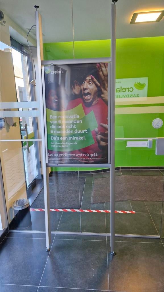 affiche houder, Ophalen, Zo goed als nieuw