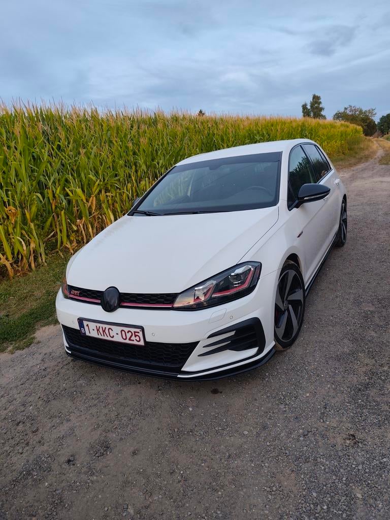 Golf 7.5 GTI TCR, Euro 6, Carnet d'entretien, Alcantara, 1900 kg
