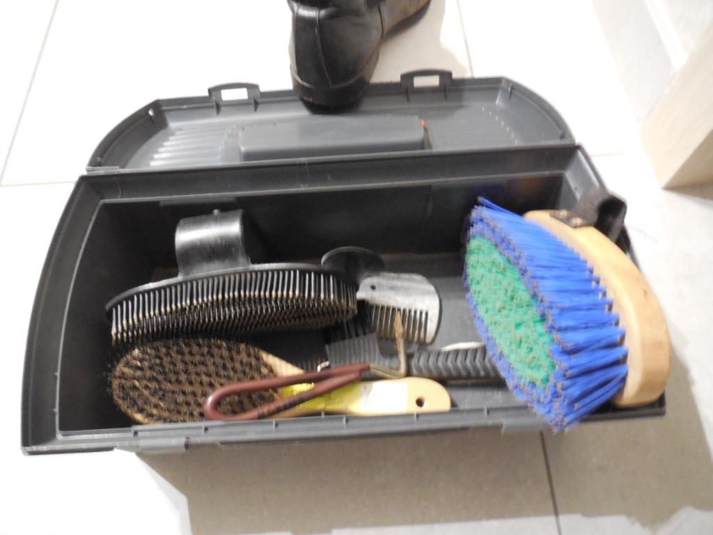 Kit de soins pour chevaux à vendre ! ! !, Enlèvement ou Envoi, Comme neuf