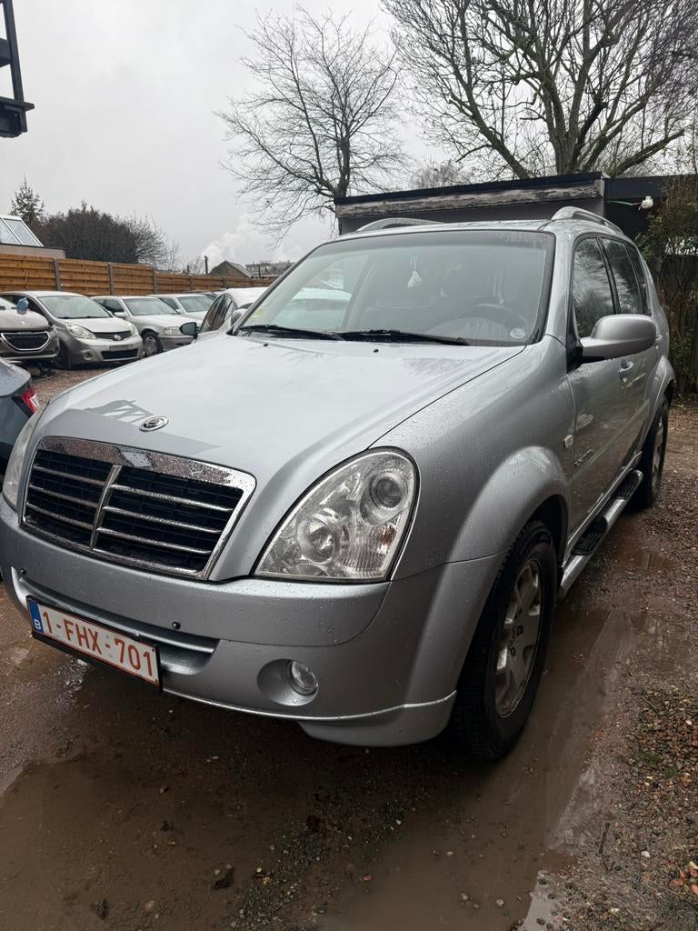 Ssangyong Rexton 2.7Diesel /4X4 / automaat / 148.000km, Auto's, SsangYong, Automaat, Leder, Bedrijf, Diesel