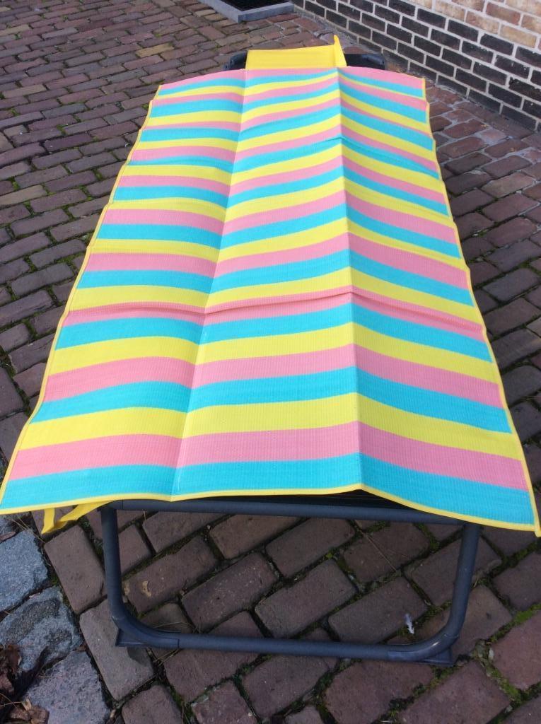NIEUWE STRANDMAT MET OPBLAASBAAR KUSSEN, Caravans en Kamperen, Ophalen of Verzenden, Nieuw, 1-persoons
