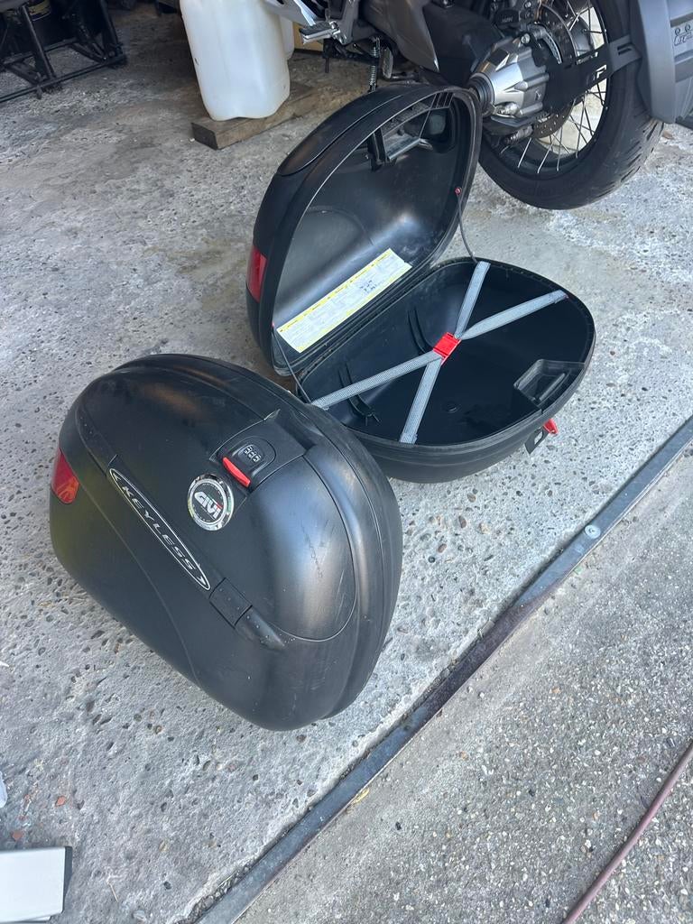 Givi Keyless e41, Motoren, Ophalen, Gebruikt