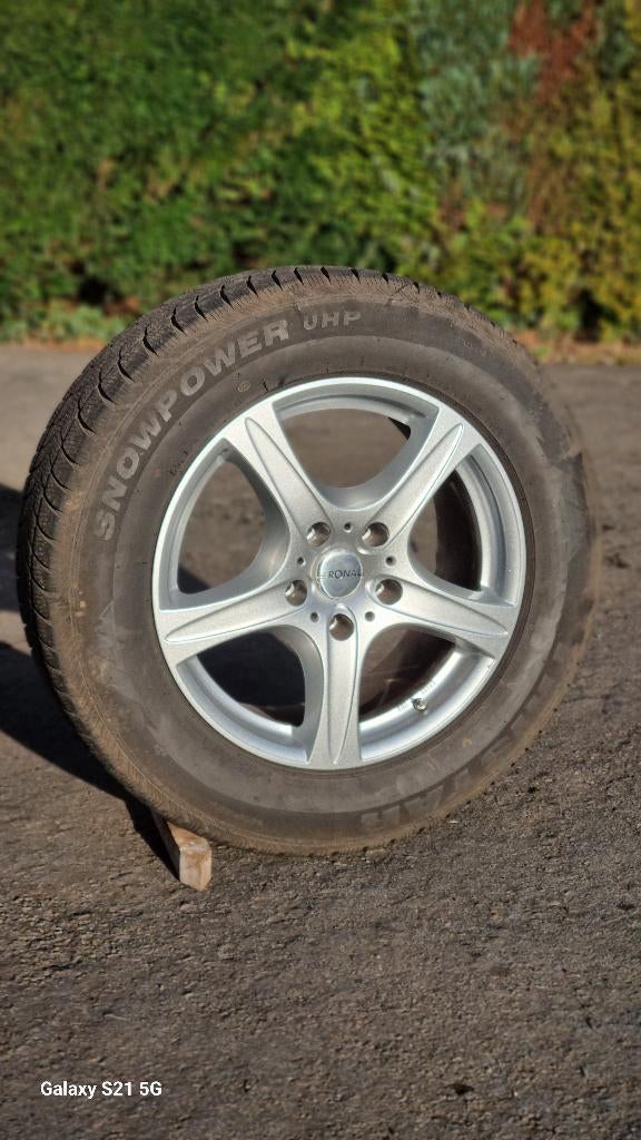 Pneus Neige neuf + Jantes Alu gratuites !, Autos : Pièces & Accessoires, Pneus & Jantes, Neuf, Pneus hiver, Enlèvement, Véhicule tout-terrain