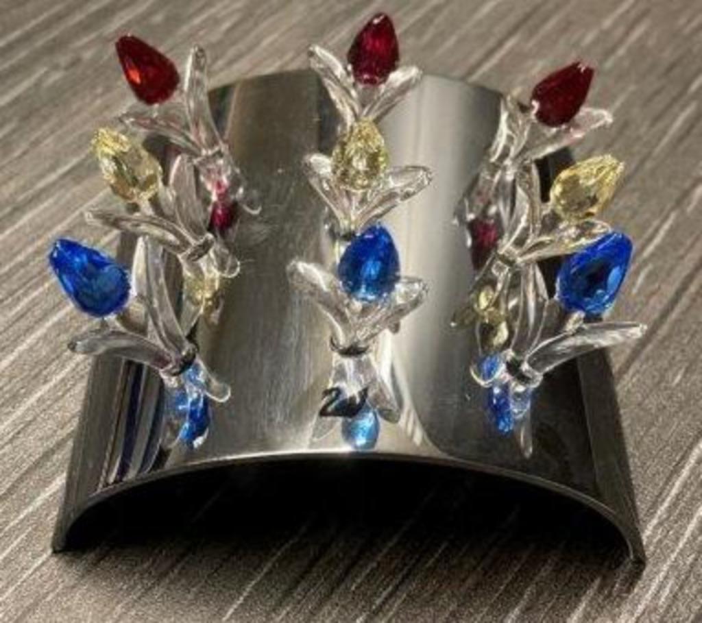 Swarovski - bloemen op zilveren schaal, Ophalen