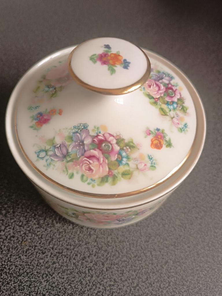 Suikerpot van T.Limoges ,hand gemaakt. Prima staat, Antiek en Kunst, Antiek | Servies los, Ophalen