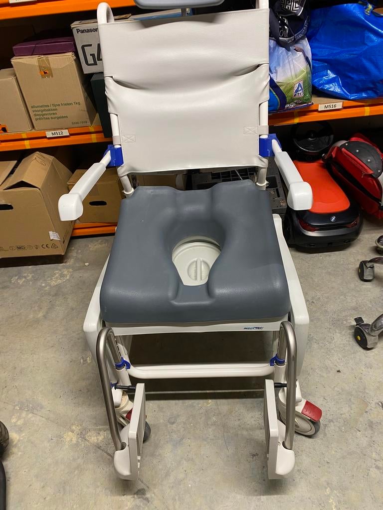 Chaise de douche ajustable Aquatec, Divers, Enlèvement, Comme neuf