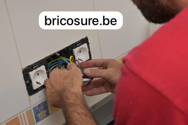 Betaal technieker achteraf. Elektricien, loodgieter, dak..., Doe-het-zelf en Bouw, Ophalen, Zo goed als nieuw