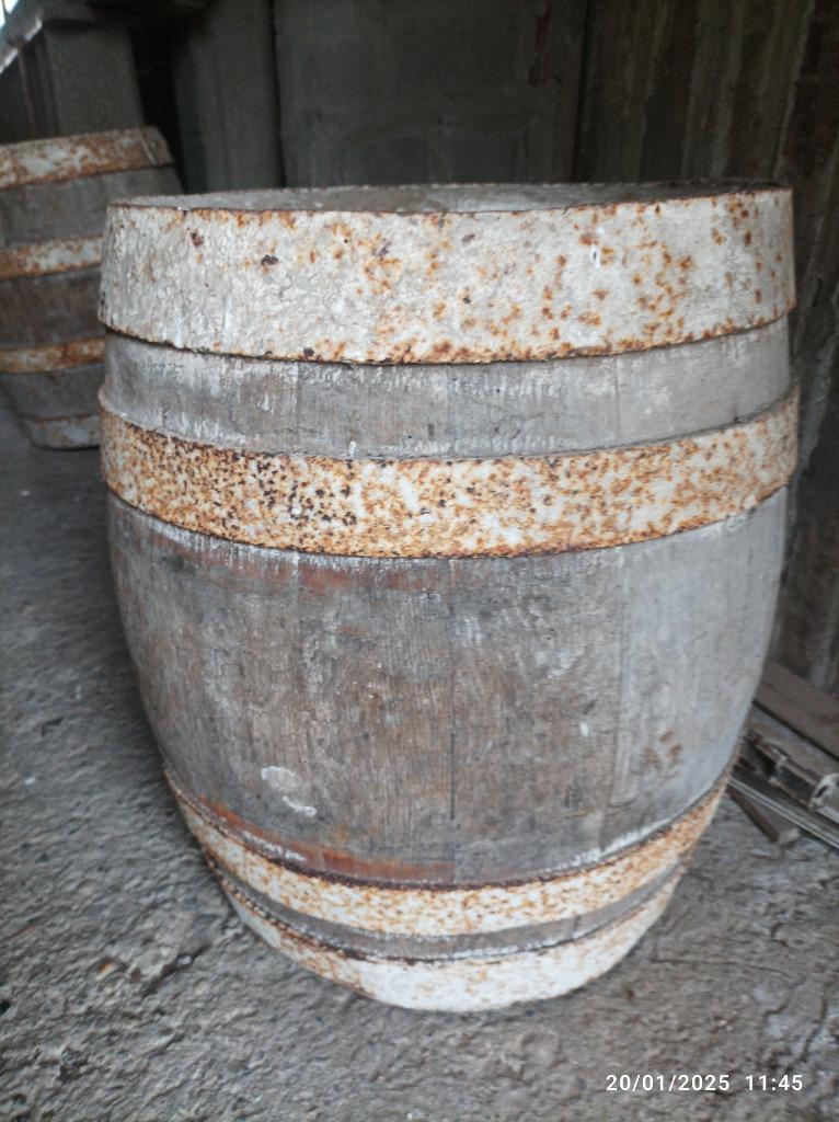 TONNEAUX EN BOIS, Enlèvement