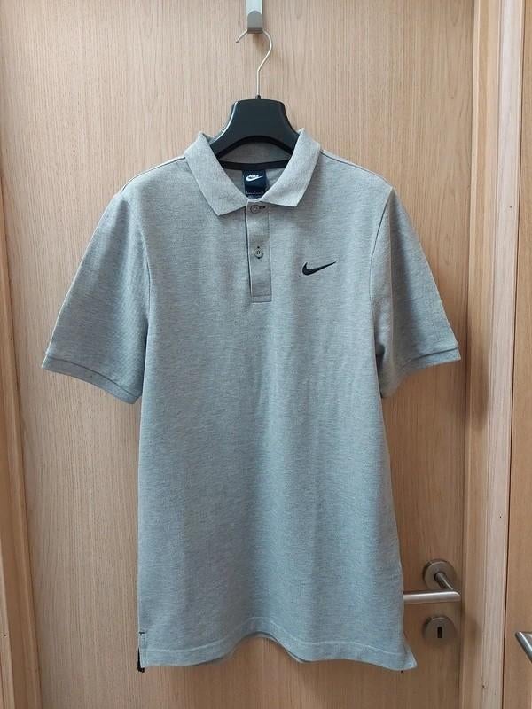 Nike t-shirt maat S, Kleding | Heren, T-shirts, Nike, Ophalen of Verzenden, Zo goed als nieuw, Grijs