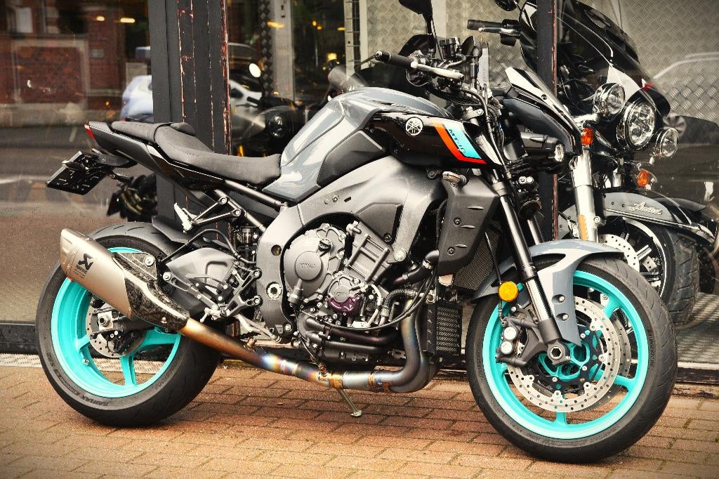 YAMAHA MT-10 ***MOTOVERTE.BE***, Handvatverwarming, 4 cilinders, Bedrijf, 998 cc