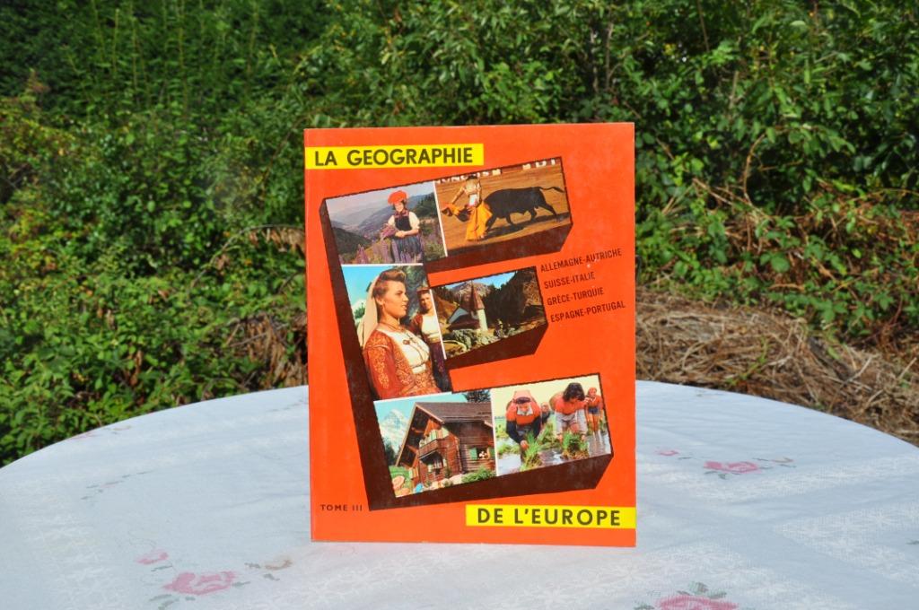 §  livre chromo  la geographie l'europe tome 3 (86), Livres, Enlèvement ou Envoi, Utilisé, Livre d'images