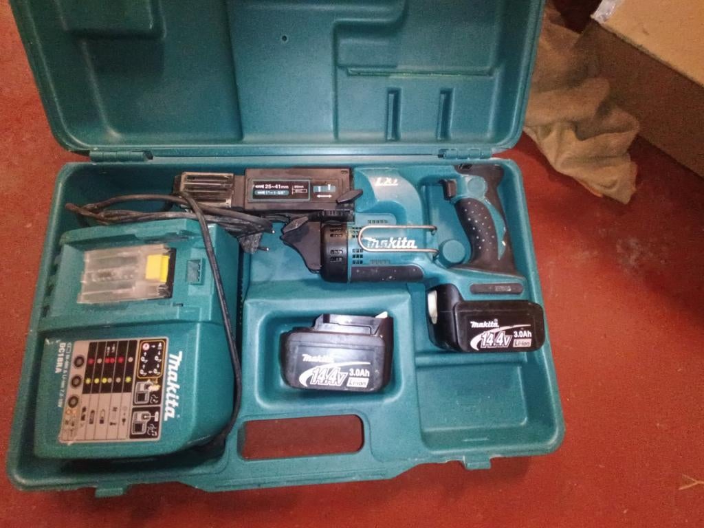 Giproc schroefmachine 14,4 volt  makita, Ophalen, Gebruikt