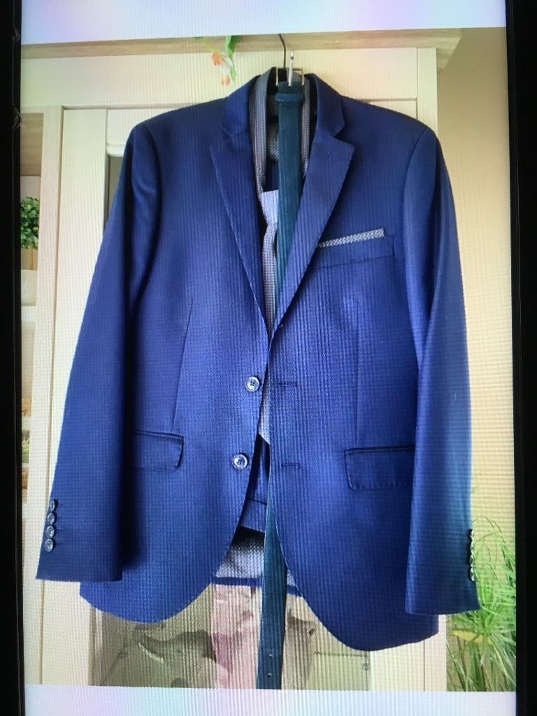Beau costume bleu pour homme Taille : 46 (S), Enlèvement ou Envoi, Angelo Litrico, Comme neuf, Bleu