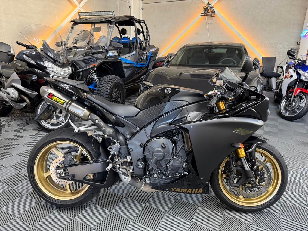 YAMAHA YZF-R1 R1 * 2010 * Akrapovic * crossplane, Permis Moto A, Entreprise, Plus de 35 kW, Super Sport