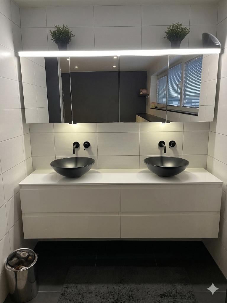 Prachtig Modern Badkamermeubel + Waskommen & Grote Kasten, Huis en Inrichting, Badkamer | Badkamermeubels, Ophalen, Gebruikt, 100 tot 150 cm