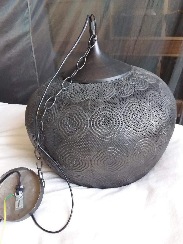 2 lampen/lamparmatuuren in metaal met aarding, Huis en Inrichting, Lampen | Hanglampen, Ophalen, Modern, oosters, marokkaans, Zo goed als nieuw