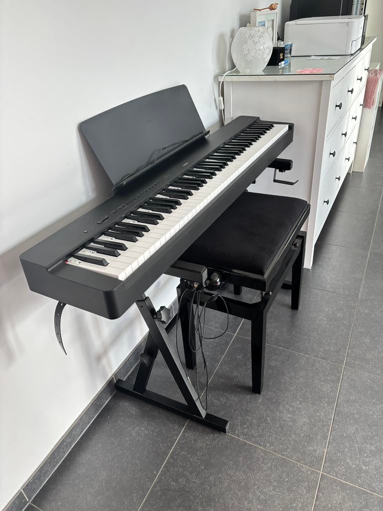 Yamaha Digitale Piano P-225B met accessoires, Muziek en Instrumenten, Piano's, Ophalen, Zwart, Digitaal, Nieuw