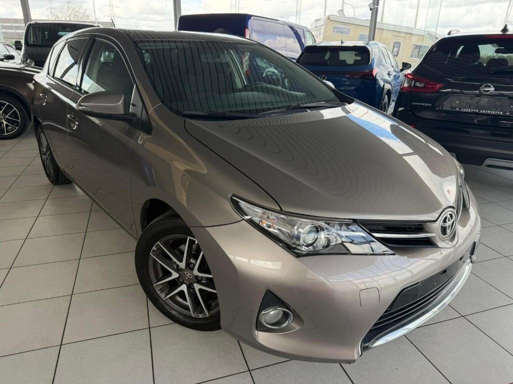 Toyota Auris 1,4D 66 kW Euro 5b, Euro 5, Bedrijf, 5 deurs, Dealer onderhouden