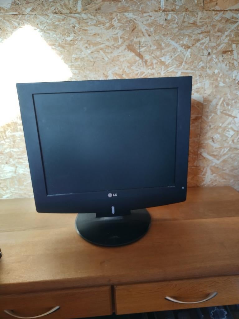 LCD tv LG, Computers en Software, Monitoren, Ophalen of Verzenden