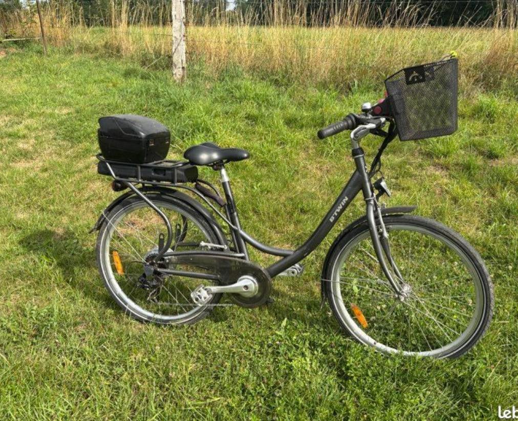 Vélo assistance électrique B’twin 500, Autres marques, Enlèvement ou Envoi, 50 km par batterie ou plus, Comme neuf