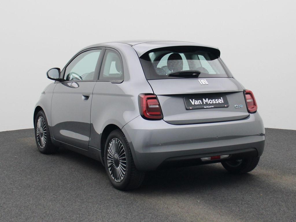 Fiat 500 500e 42 kWh Icon NAVI | Sensoren | Zetelverwarming, Auto's, 4 zetels, Stof, 1365 kg, Zilver of Grijs