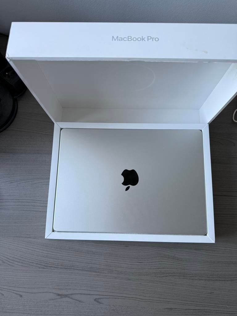 MacBook pro M5 - 512GB - 16GB, Computers en Software, Apple Macbooks, Ophalen of Verzenden, Zo goed als nieuw, MacBook