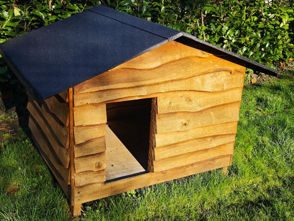 Ambachtelijk groot hondenhok, Ophalen, Gebruikt