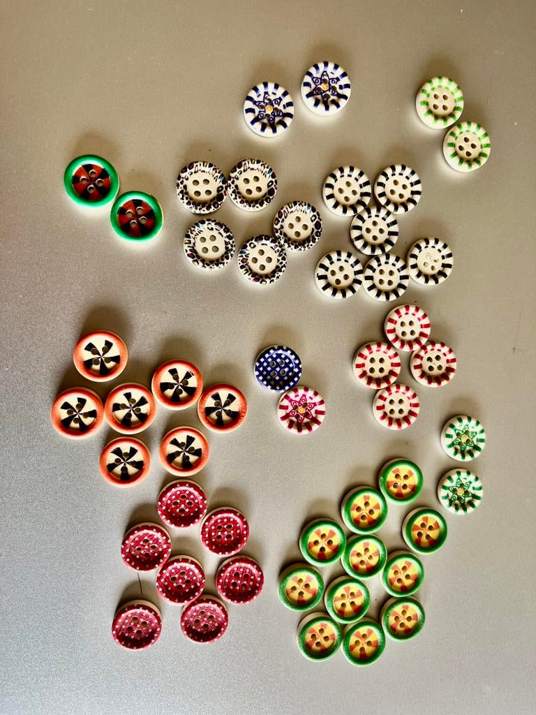 Bouton vendu a la pièce, Enlèvement ou Envoi, Comme neuf