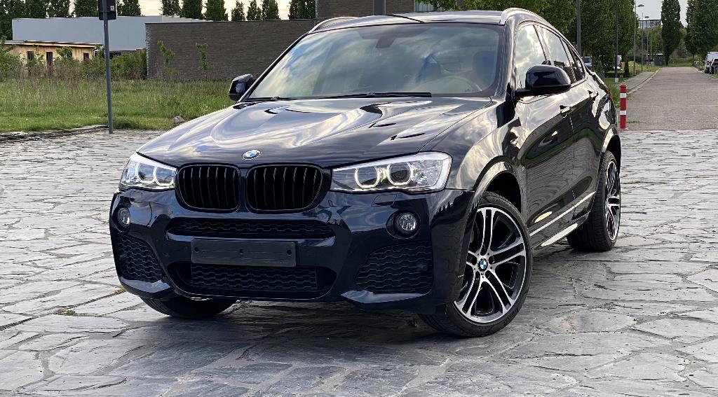 Bmw X4 2.0dA M-Pack ! /Navipro/Camera/Verw. leder, Auto's, BMW, Automaat, 1995 cc, 4 cilinders, Zwart