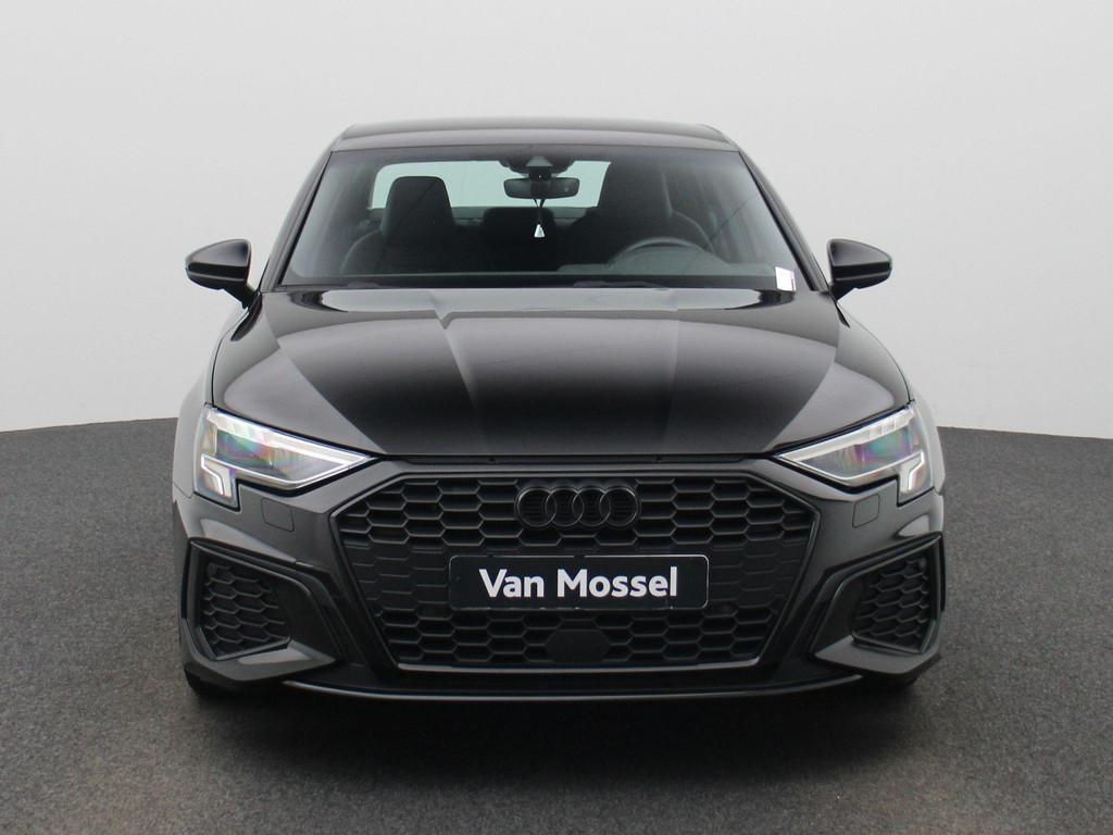 Audi A3 Berline 1.0 TFSi 30 81kW S tronic S line BE, Autos, 1360 kg, Achat, Entreprise, https://public.car-pass.be/vhr/a7061f35-5f2f-4d1b-b7f5-e88d6edd61bc